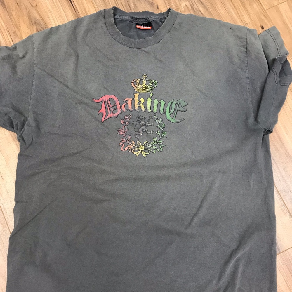 Dakine Gray Short Sleeve Tee with Tropical Graphic